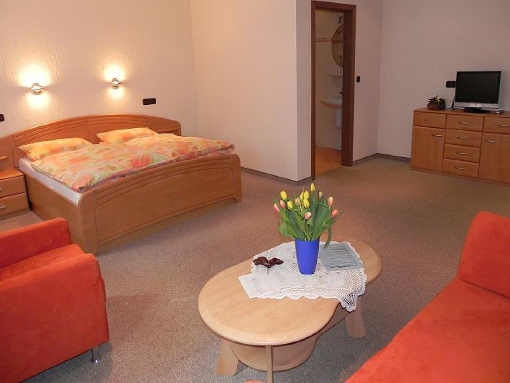 Gaestehaus Freimuth Mesenich Room photo